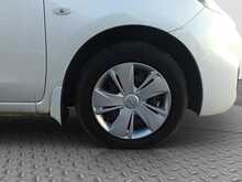 Nissan March X - U7989