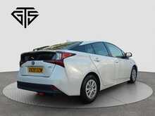 Toyota Prius S - U8001