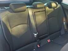 Toyota Prius S - U8001