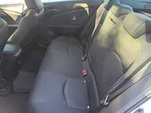 Toyota Prius S - U8001