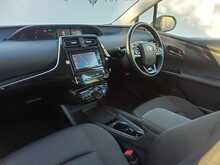 Toyota Prius S - U8001