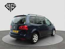 Volkswagen Golf Touran 	TSI ComfortLine - U8005