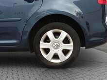Volkswagen Golf Touran 	TSI ComfortLine - U8005