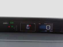 Toyota Prius S - U8008