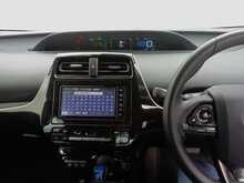 Toyota Prius S - U8008