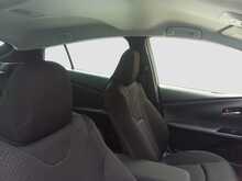 Toyota Prius S - U8008