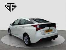 Toyota Prius S - U8010