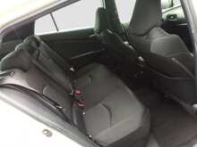 Toyota Prius S - U8010