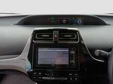 Toyota Prius S - U8010