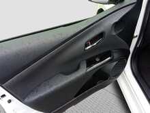 Toyota Prius S - U8010