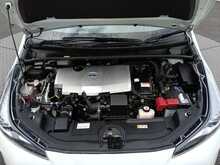 Toyota Prius S - U8010