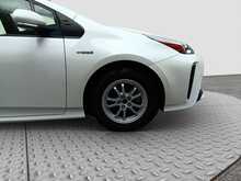 Toyota Prius S - U8010