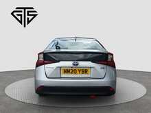 Toyota Prius S - U8012