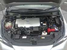 Toyota Prius S - U8012