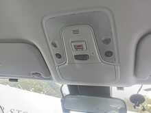 Toyota Prius S - U8015