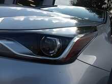 Toyota Prius S - U8015