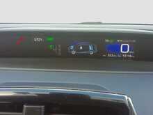 Toyota Prius S - U8015