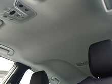 Toyota Prius S - U8015