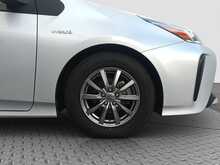 Toyota Prius S - U8015