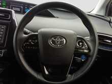 Toyota Prius S-TouringSelection - U8017