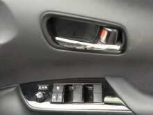 Toyota Prius S-TouringSelection - U8017