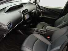 Toyota Prius S-TouringSelection - U8017