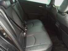 Toyota Prius S-TouringSelection - U8017