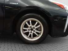 Toyota Prius S-TouringSelection - U8017