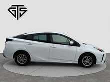 Toyota Prius S 4WD - U8018