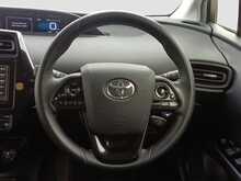 Toyota Prius S 4WD - U8018