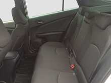 Toyota Prius S 4WD - U8018