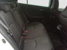 Toyota Prius S 4WD - U8018