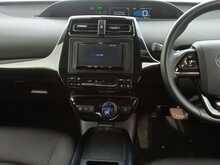 Toyota Prius S - U8025