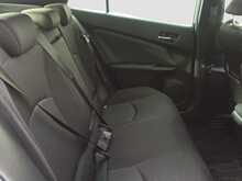 Toyota Prius S - U8025