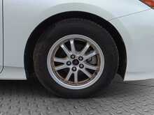 Toyota Prius S - U8025