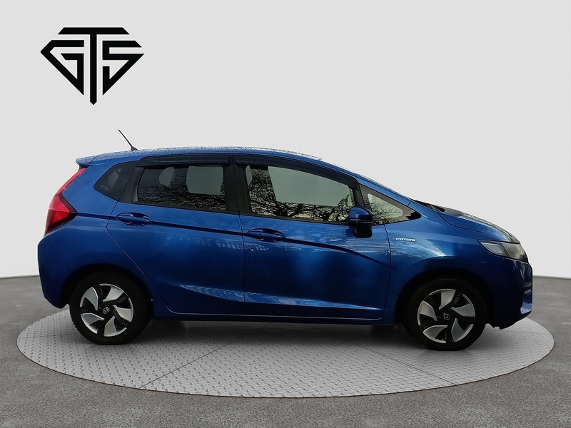 Honda FIT HYBRID
 F Package - U8030