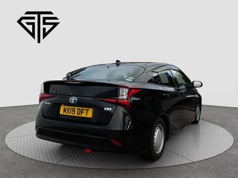 A Touring-Selection 1.8 5dr Hatchback Auto Petrol Hybrid