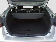 Toyota Prius S - U8033