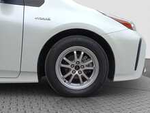 Toyota Prius S - U8036