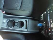 Toyota Prius S - U8037