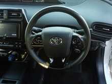 Toyota Prius S - U8039