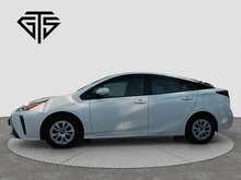 Toyota Prius S - U8039