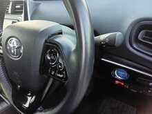 Toyota Prius S - U8039