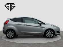 Ford Fiesta T EcoBoost Titanium - U8057