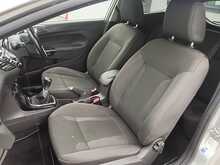 Ford Fiesta T EcoBoost Titanium - U8057