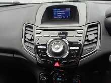 Ford Fiesta T EcoBoost Titanium - U8057