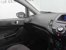 Ford Fiesta T EcoBoost Titanium - U8057