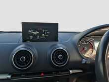 Audi A3 TFSI CoD SE - U8063