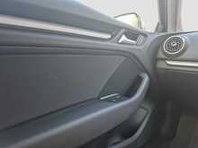 Audi A3 TFSI CoD SE - U8063