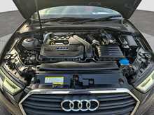 Audi A3 TFSI CoD SE - U8063